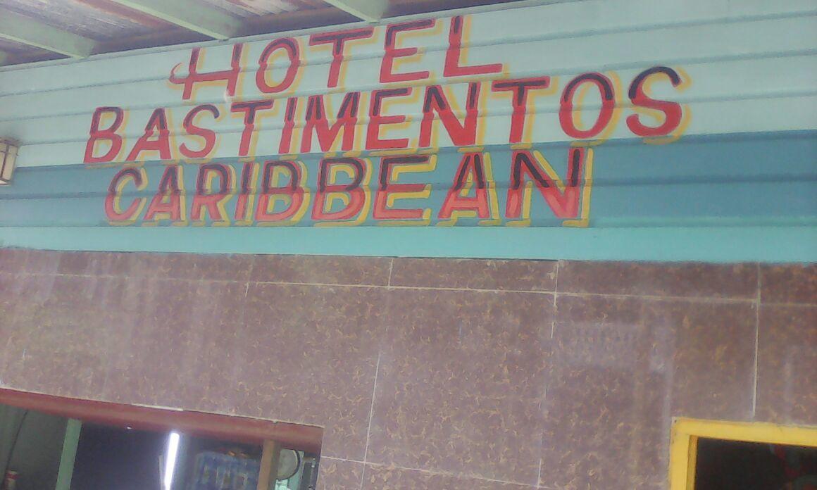 Bastimentos Caribean Hotel ボカス・タウン エクステリア 写真